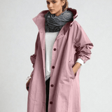 Dame trenchcoat med hætte, knapper og store forlommer