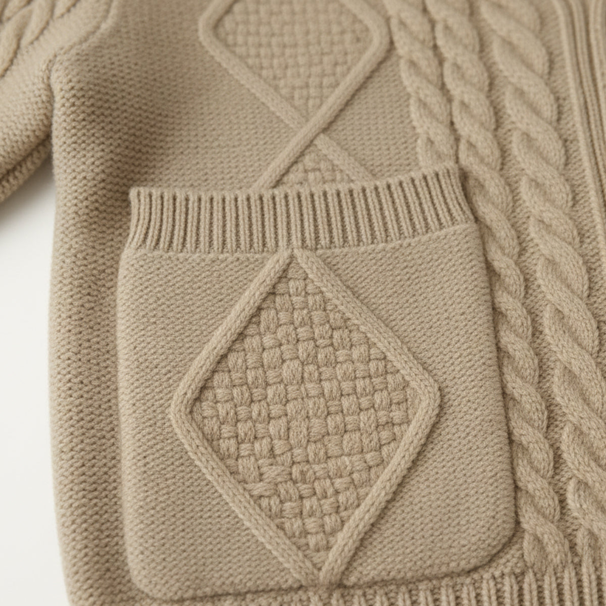 Herre cardigan med sjalskrave, knapper, lommer og strikket struktur