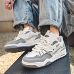 Herre sneakers med snørebånd, paneldesign og kraftig sål