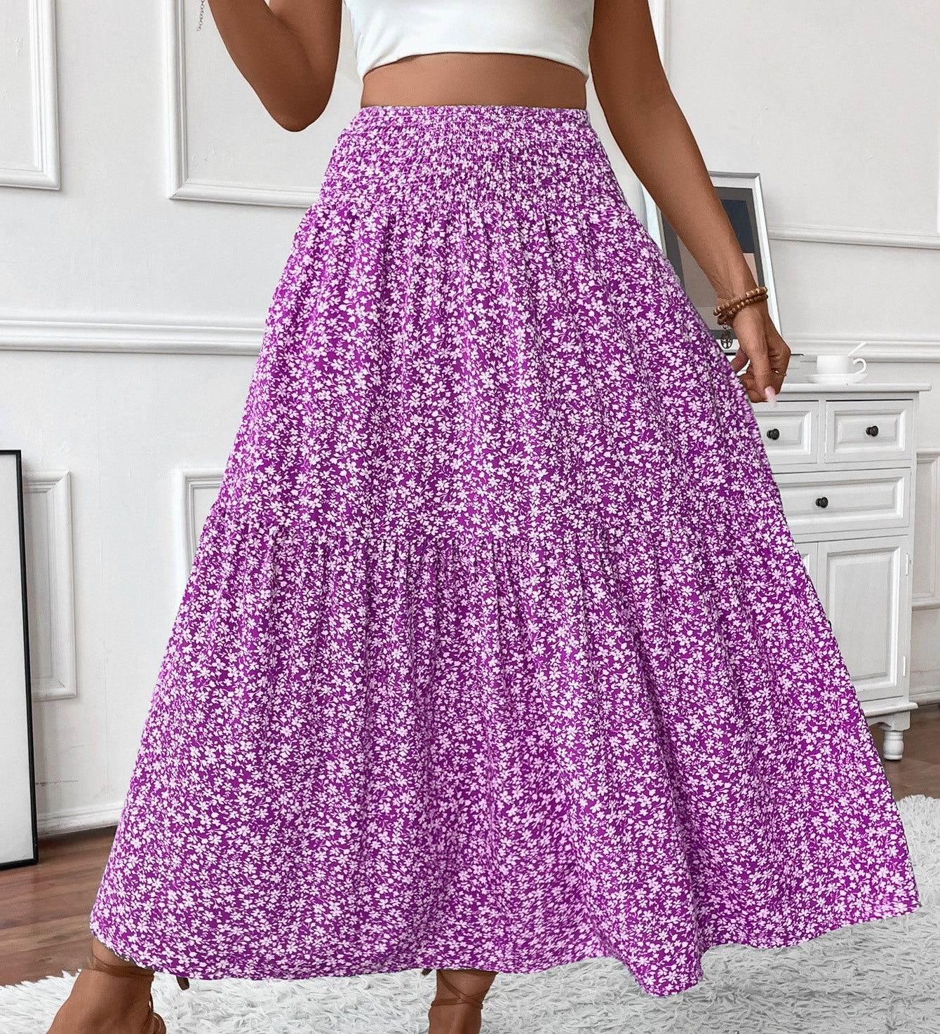 Lang Blomstret Nederdel – Elastisk Talje med Volang og Boho Print