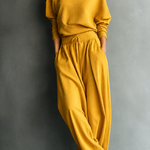 Ensemble femme à col roulé, pantalon large et manches longues